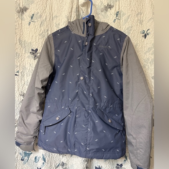 O’Neill girls ski jacket - Picture 1 of 3